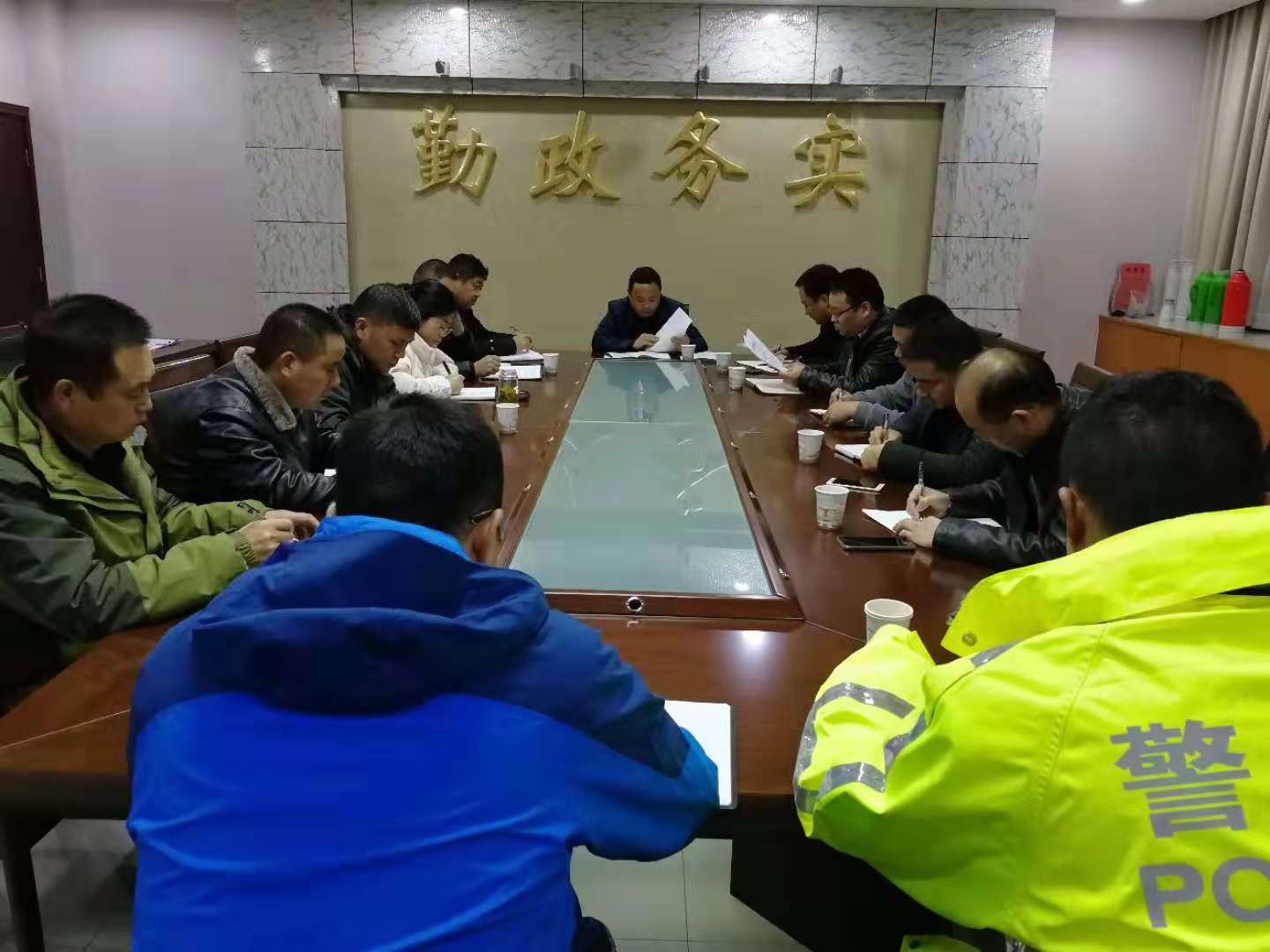 20181207075715268_hq2SNyaA.jpg