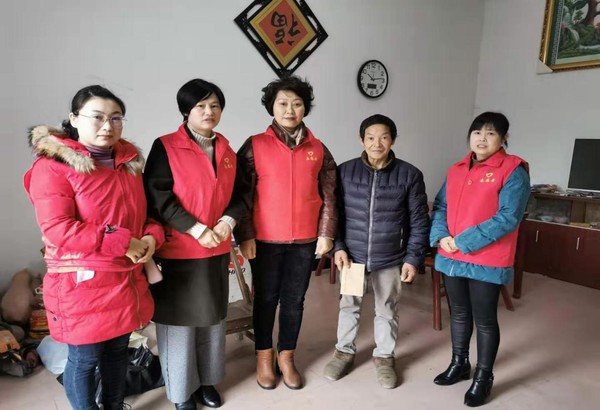走访慰问.png